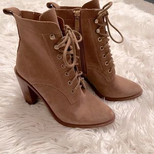 BCBGeneration Ankle Boots✨